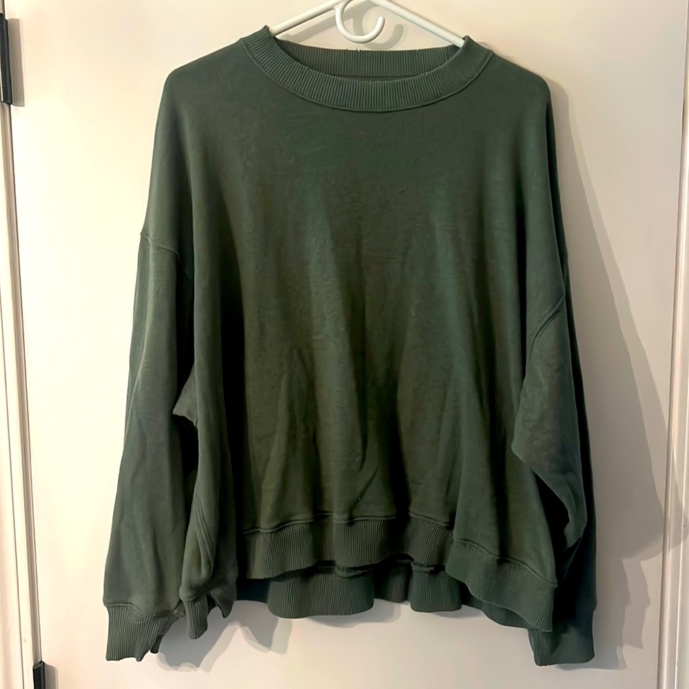 American Eagle lightweight sweatshirt